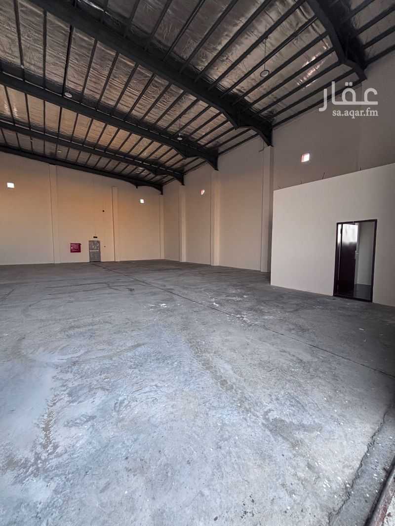 1 bedroom warehouse in Al Wurash Al ـ Janubiah, Qassim Region 9