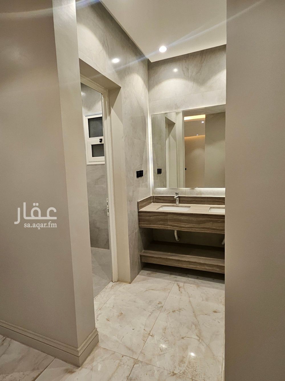 4 bedroom villa in Al Amanah, Eastern Province 17