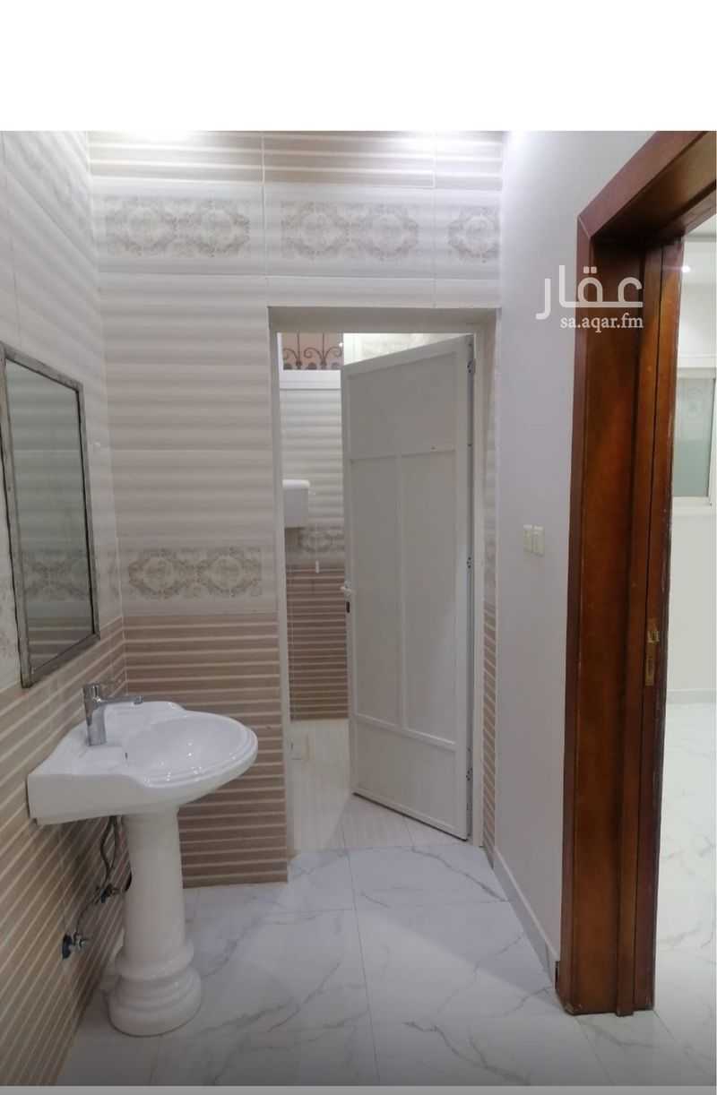 6 bedroom apartment in Al Nayfiyah, Hafar Al Batin 8