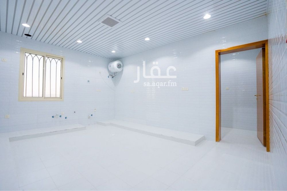 3 bedroom apartment in Al Rabwa, Abha 2