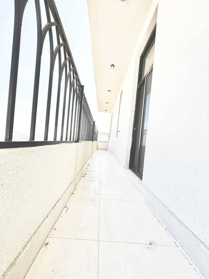 4 bedroom apartment in Al Arin, Abha 7