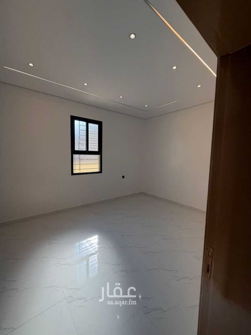 4 bedroom apartment in Al Suwaflah, Hail 7