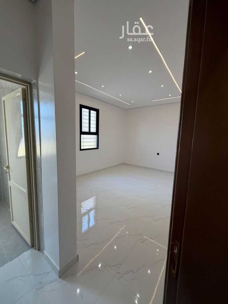 4 bedroom apartment in Al Suwaflah, Hail 8