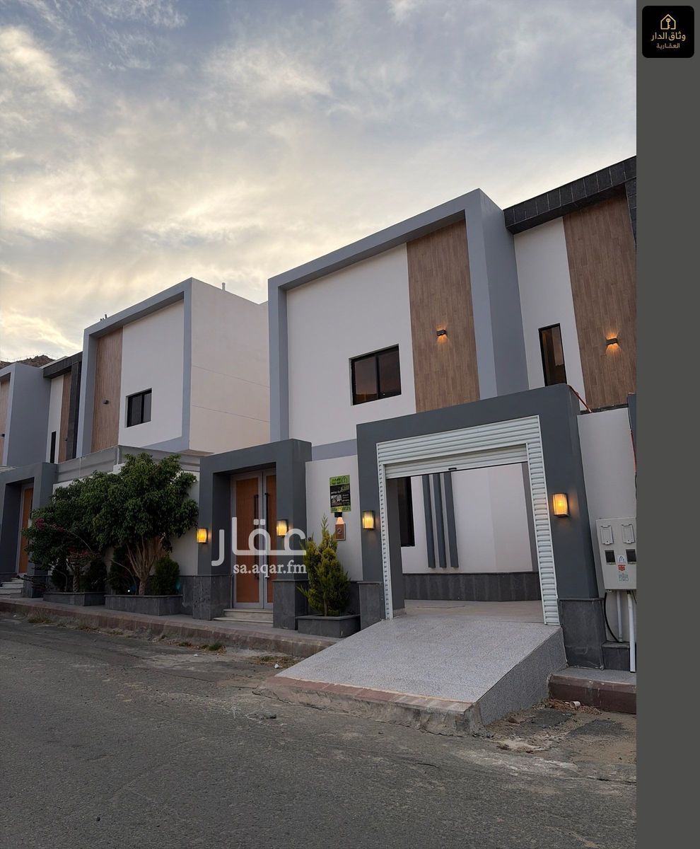 8 bedroom villa in Al Wisam, Taif 2