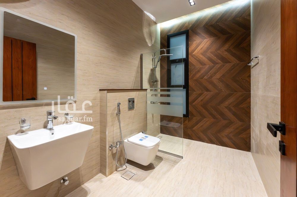 8 bedroom villa in Qurwa, Taif 2
