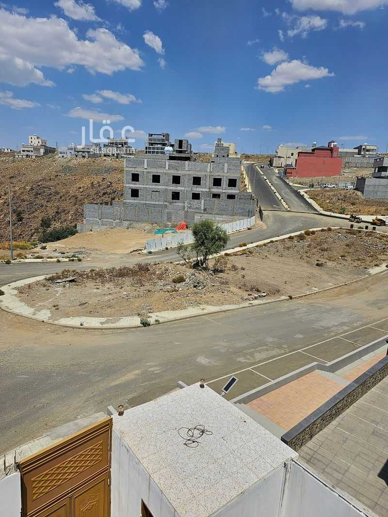 4 bedroom villa in Al Khalidiyyah, Taif 9
