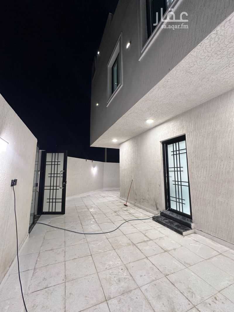 شقة 6 غرف في مخطط الدخل المحدود، مدينة الجبيل الصناعية 7