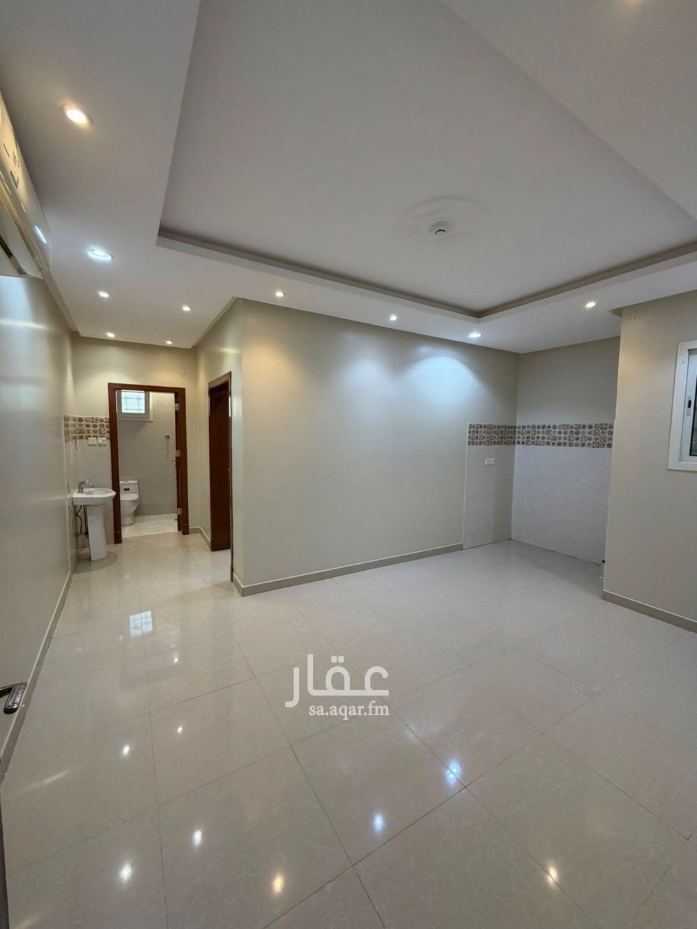عقار 4 غرف في ظهرة لبن، الرياض 2