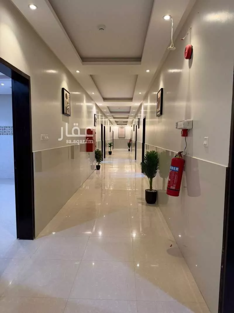 3 bedroom office in Dhahrat Laban, Riyadh 8