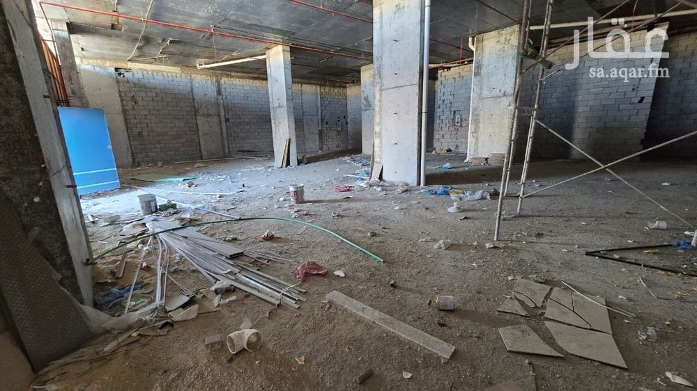shop in Ash Shulah, Eastern Province 9