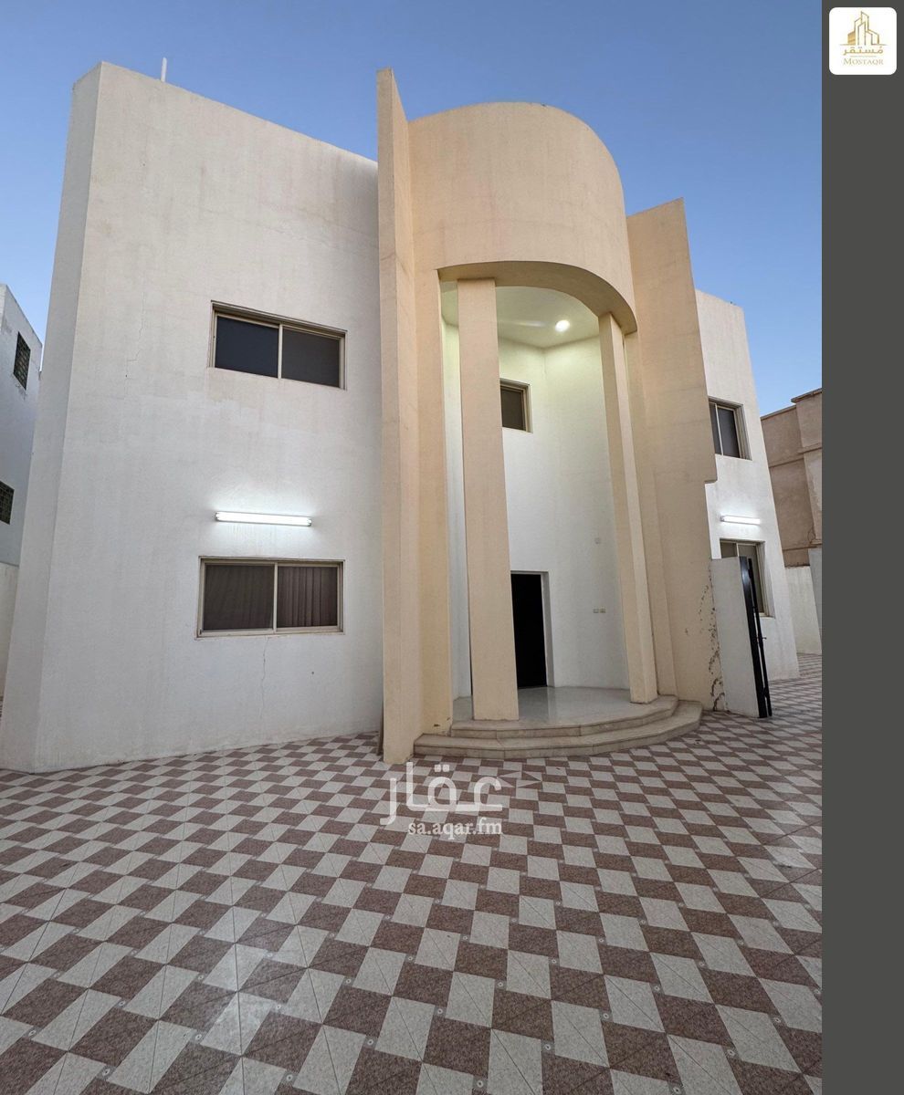 8 bedroom villa in Al Muntazah Ash Sharqi, Hail 9