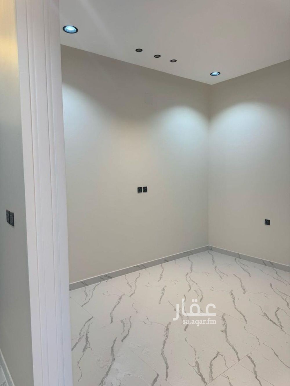 6 bedroom villa in An Naqrah, Hail 10