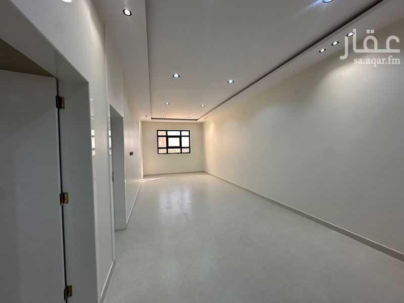 6 bedroom villa in Al Khuzama, Hail 5