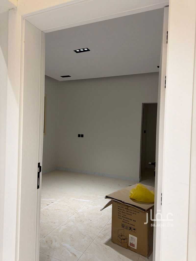 5 bedroom villa in An Naqrah, Hail 13