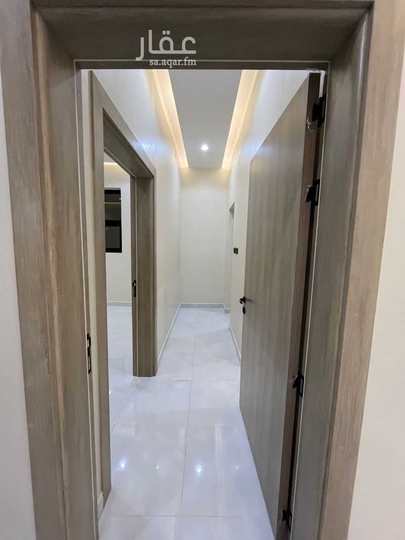 8 bedroom villa in Aja, Hail 10