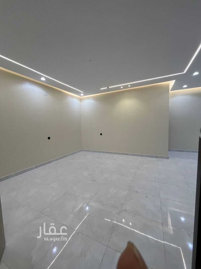 8 bedroom villa in Aja, Hail 18