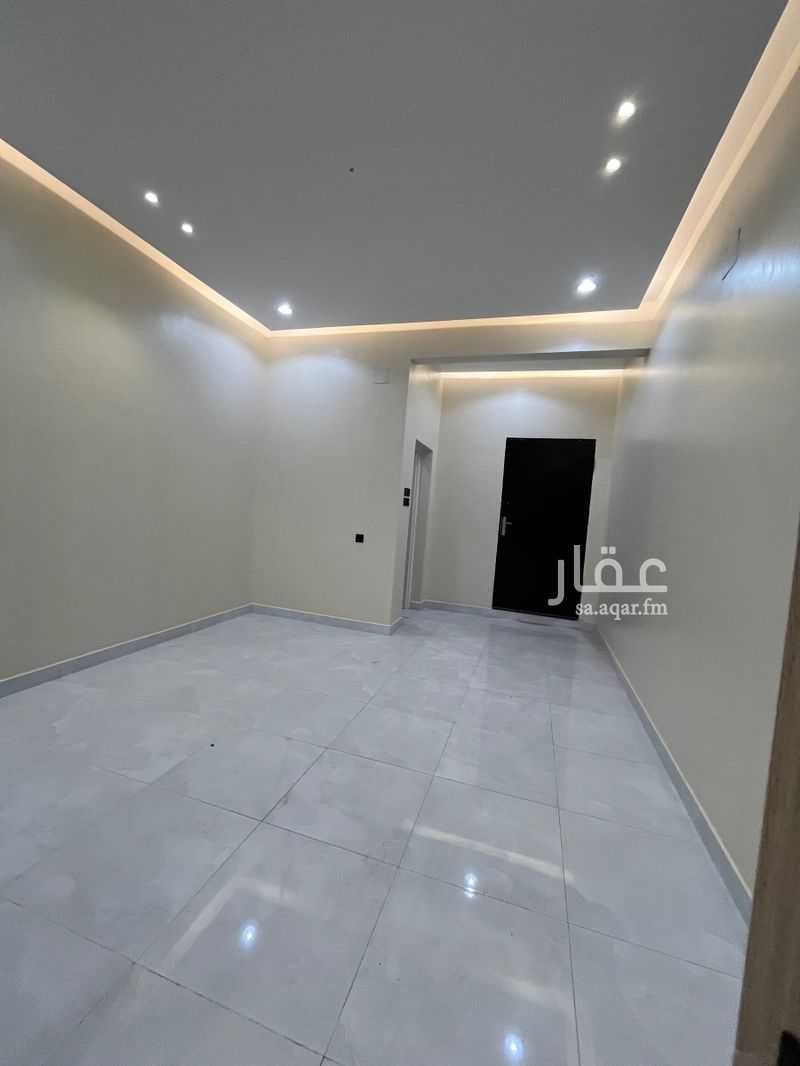 8 bedroom villa in Aja, Hail 7