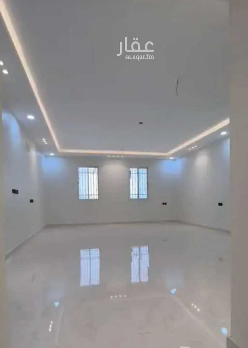 4 bedroom villa in Al Wahah, Khamis Mushait 2