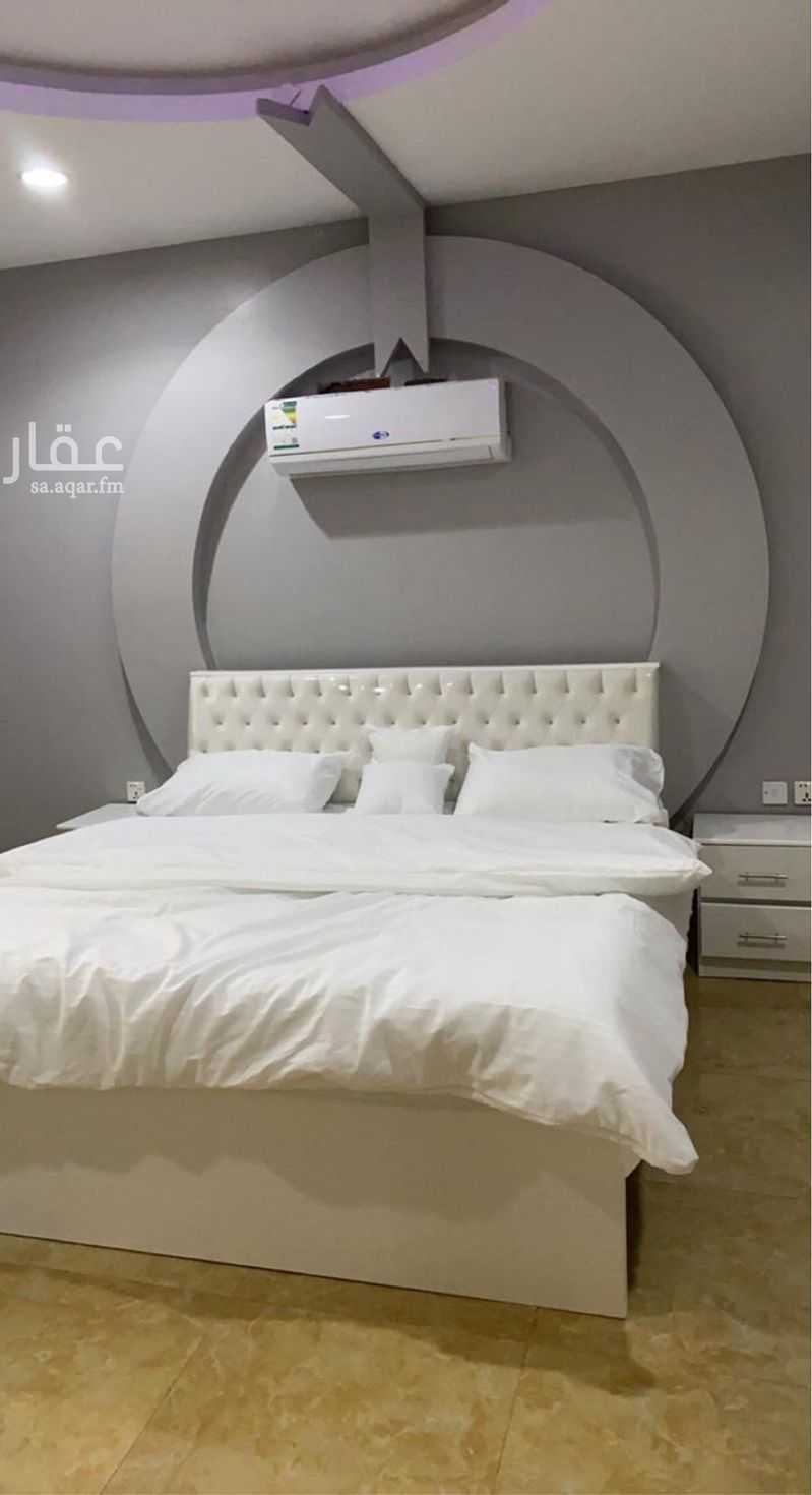 الطابق في القريقر