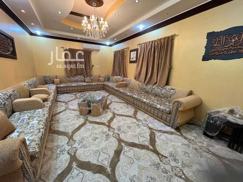 الطابق في القريقر