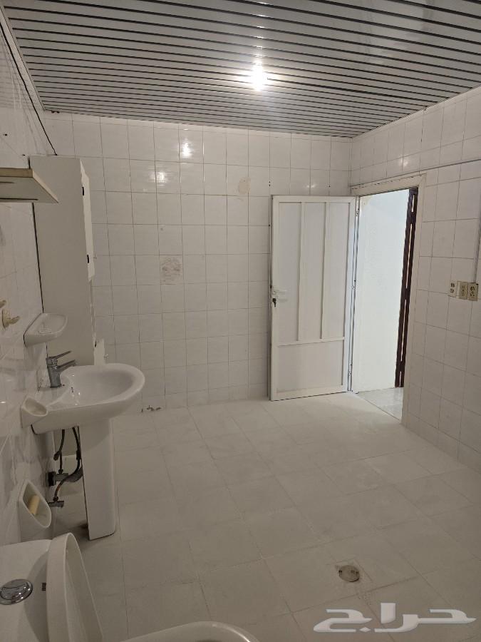 3 bedroom apartment in Ar Rakah Al Janubiyah, Eastern Province 9