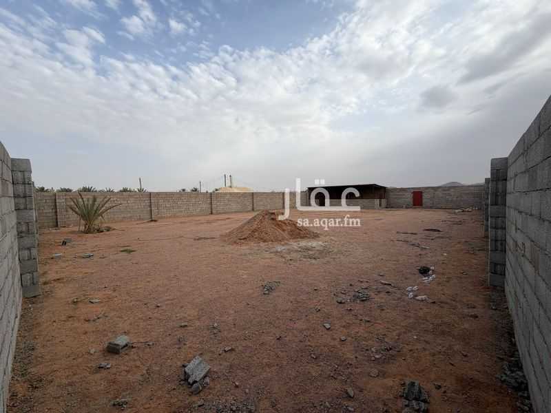 land in An Nasim, Hail 5
