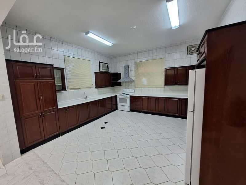 4 bedroom villa in Najd, Eastern Province 5
