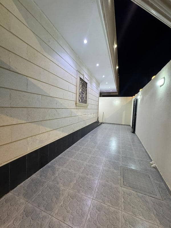 4 bedroom villa in Ar Riyadh, Jeddah 3
