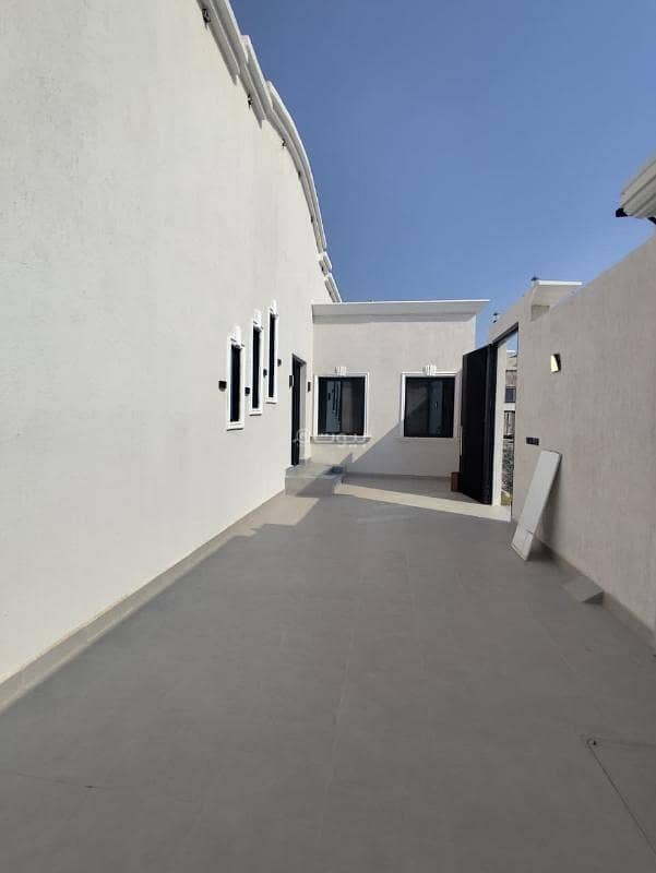 5 bedroom villa in Al Riyadh, Jeddah 3