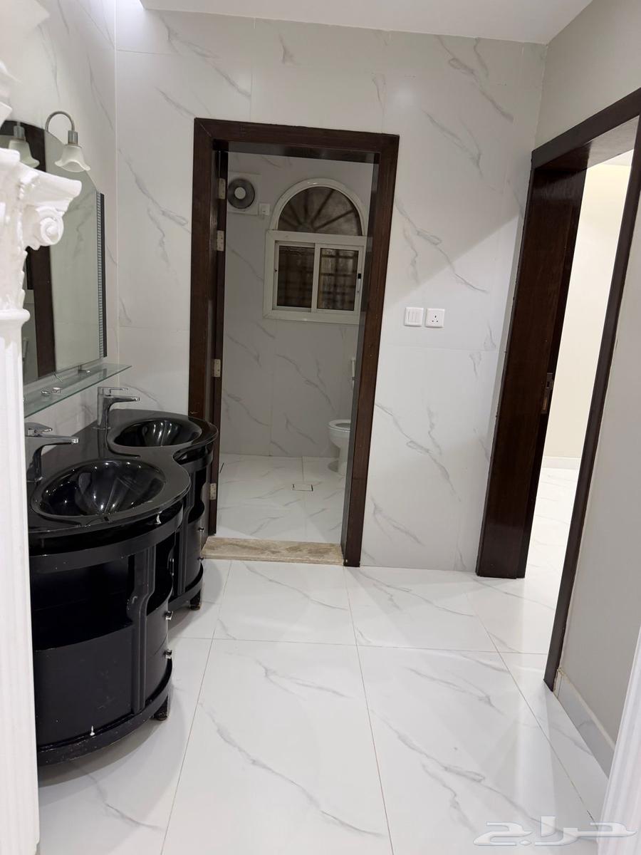 6 bedroom villa in Abhur North, Jeddah 6