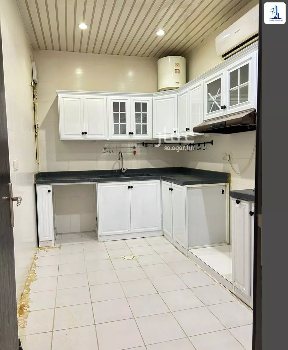 4 bedroom apartment in Ar Rayan 9