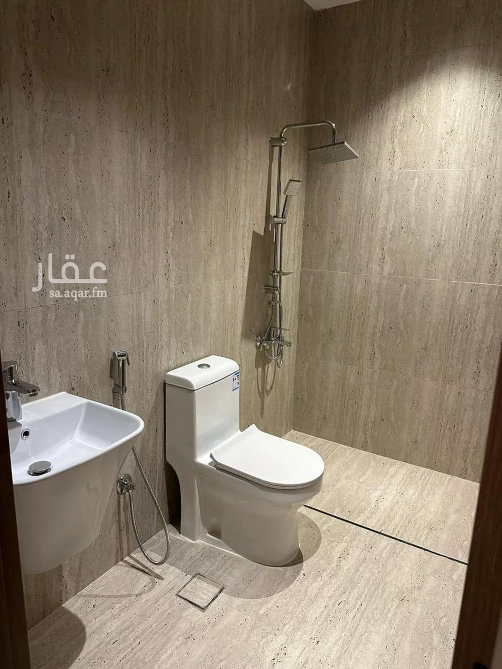 3 bedroom apartment in Al Narjis 5