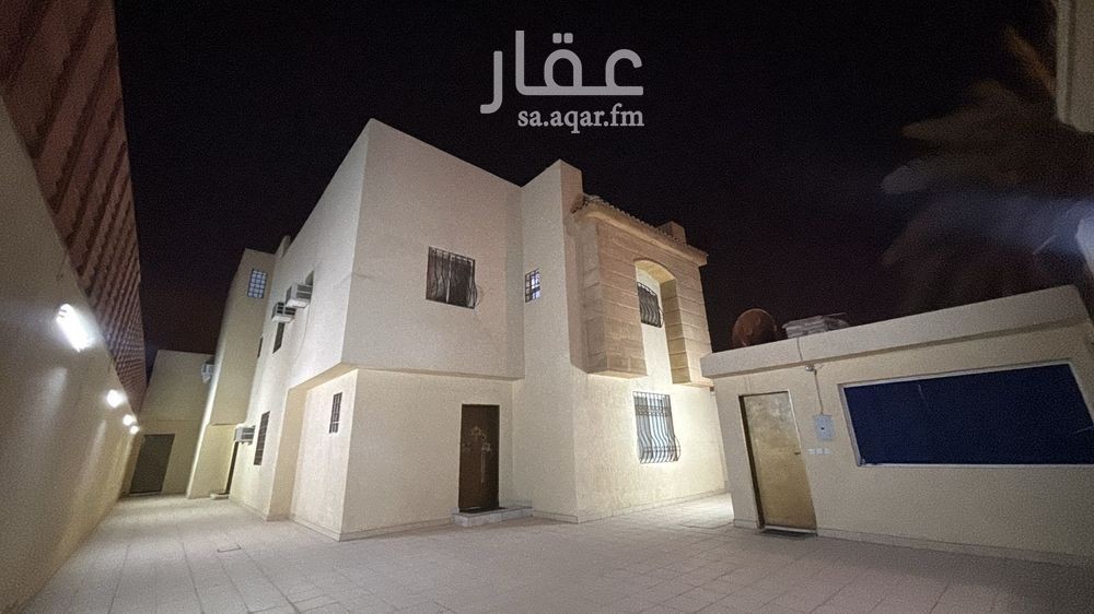 6 bedroom villa in Al Aqiq, Riyadh 3