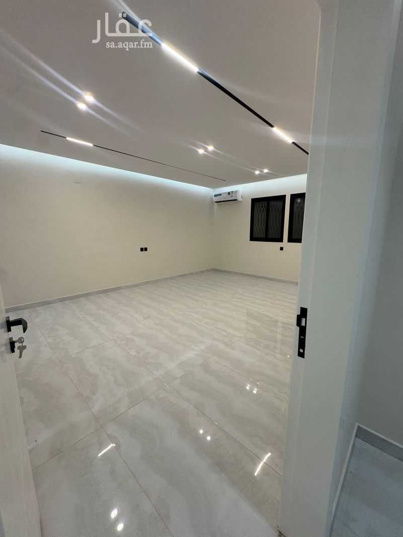 5 bedroom apartment in Umm Al Hamam Al Gharbi, Riyadh 14