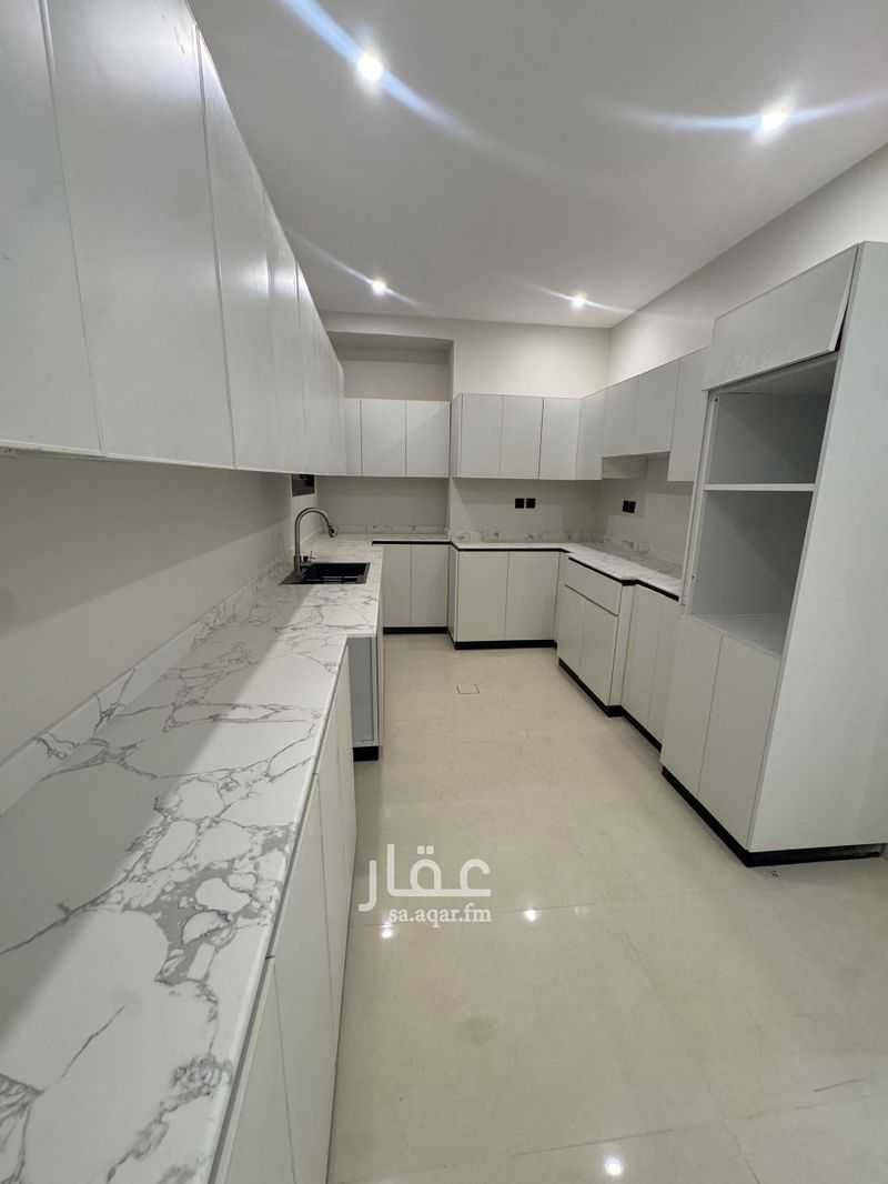 5 bedroom apartment in Umm Al Hamam Al Gharbi, Riyadh 6