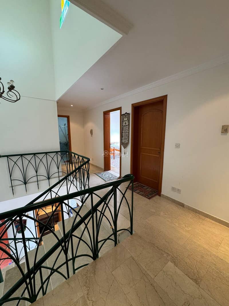 8 bedroom villa in مخطط المروج, Jeddah 17