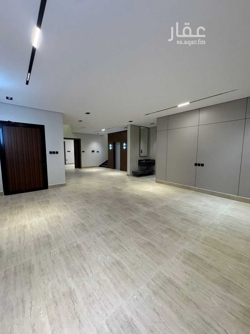 7 bedroom villa in Abu Maan, Eastern Province 3