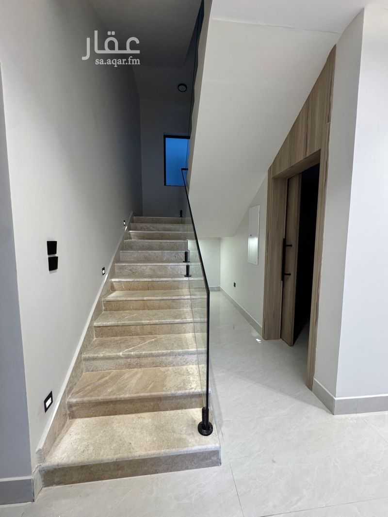 6 bedroom villa in Abu Maan, Eastern Province 16