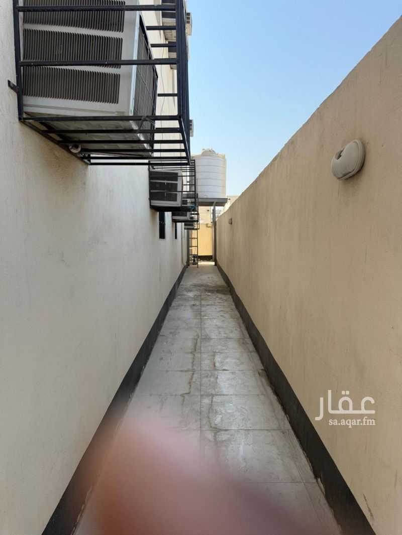 30 bedroom building in West Mazara’ Subdivision, Eastern Province 2