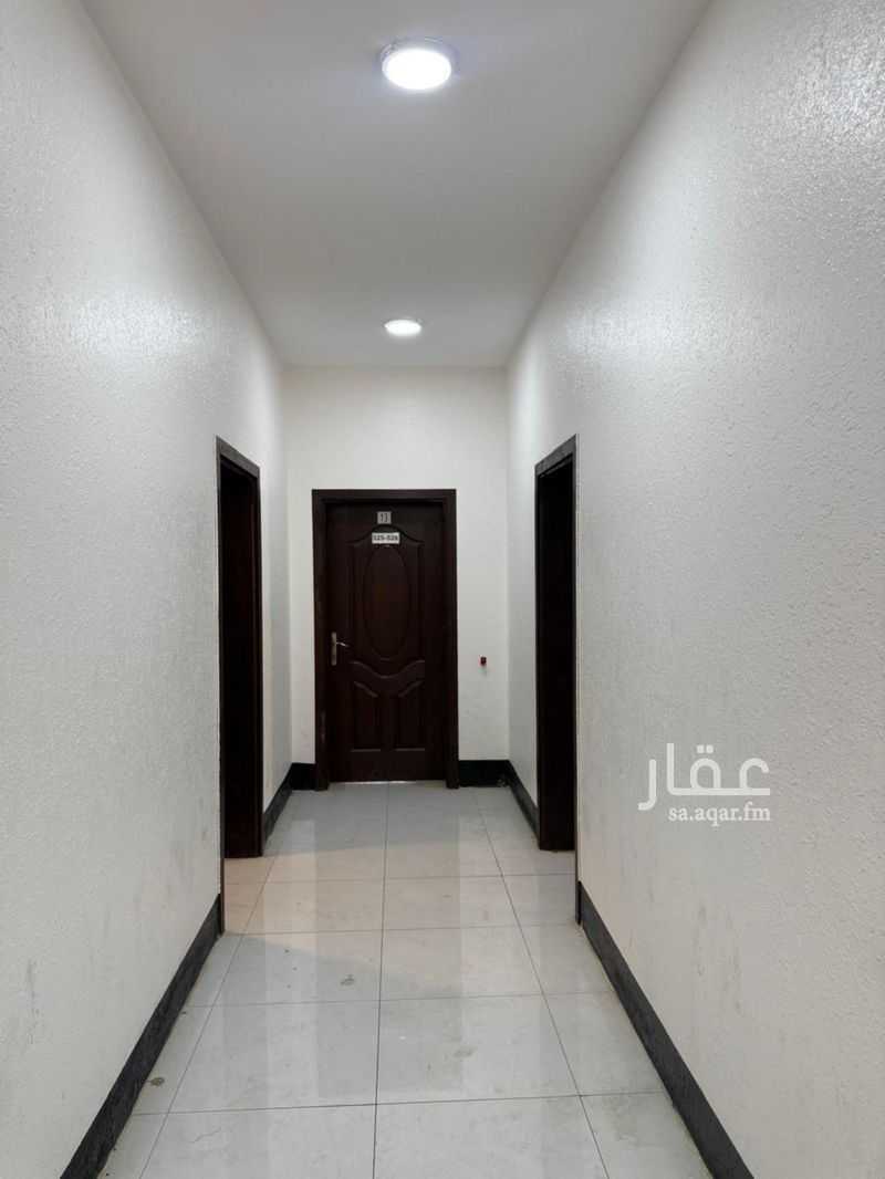 30 bedroom building in West Mazara’ Subdivision, Eastern Province 10
