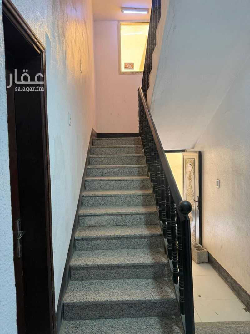 30 bedroom building in West Mazara’ Subdivision, Eastern Province 6