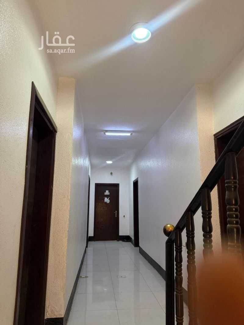 30 bedroom building in West Mazara’ Subdivision, Eastern Province 3