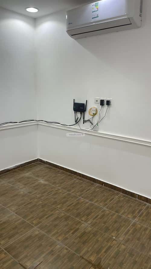4 bedroom apartment in Al Mab'outh, Madinah 9