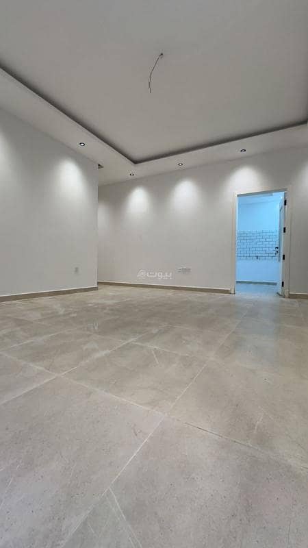 4 bedroom apartment in Hajar, Eastern Province 10