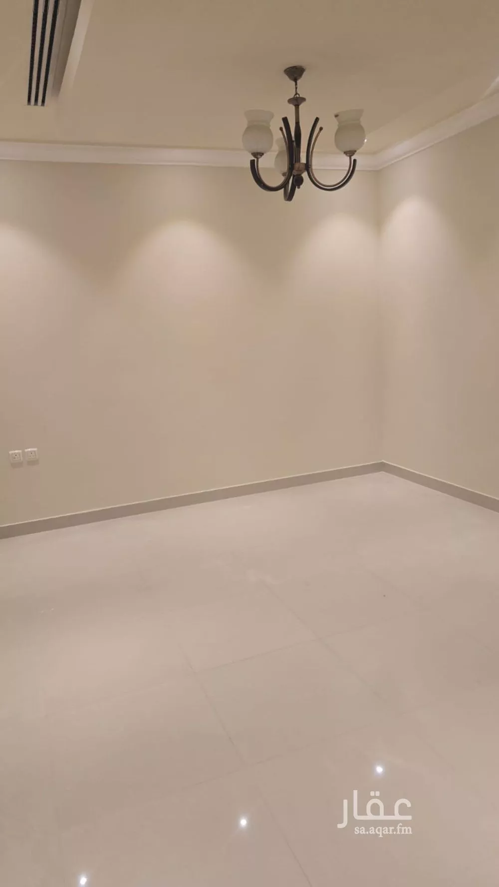 4 bedroom floor in Al Yasmin 15