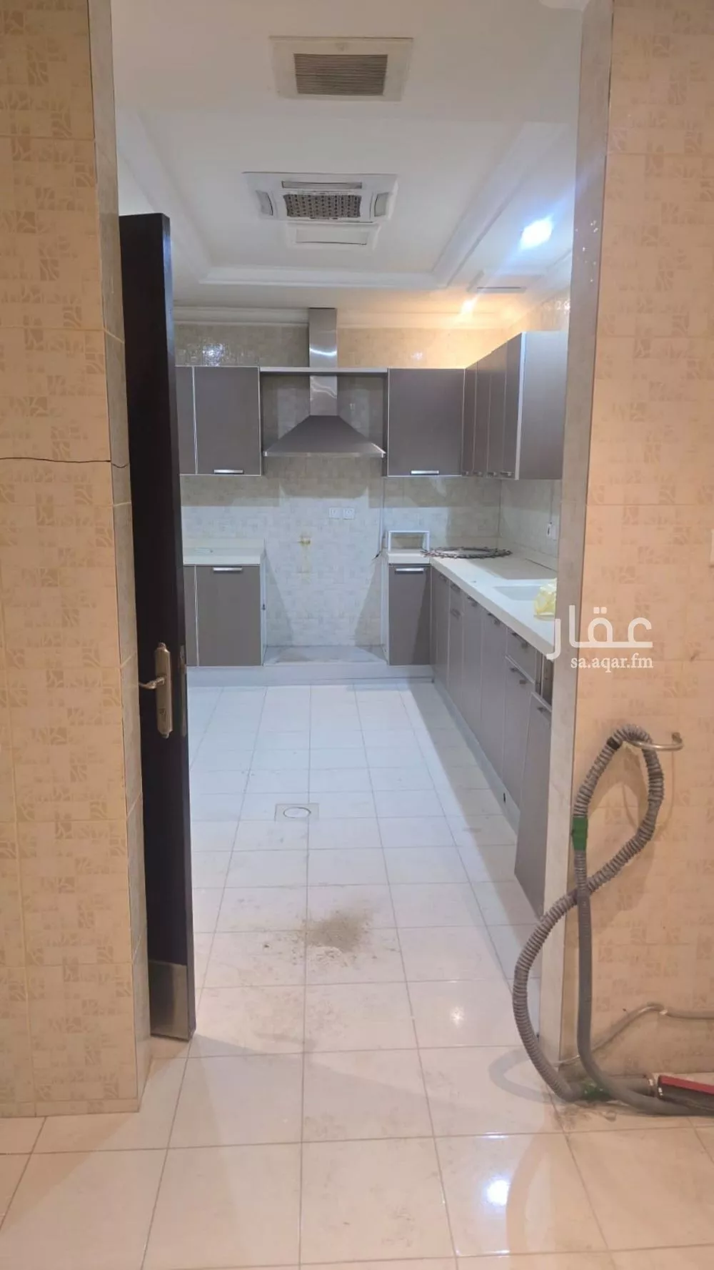 4 bedroom floor in Al Yasmin 6