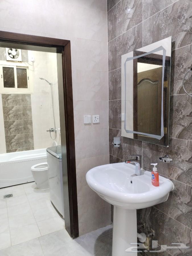 2 bedroom apartment in King Fahd, Madinah 11