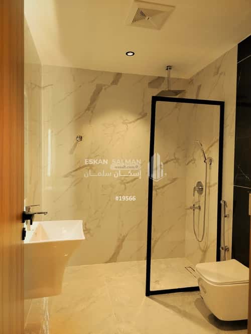4 bedroom apartment in Al Rawabi, Madinah 6