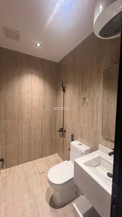 4 bedroom apartment in Al Muntazah, Eastern Province 8