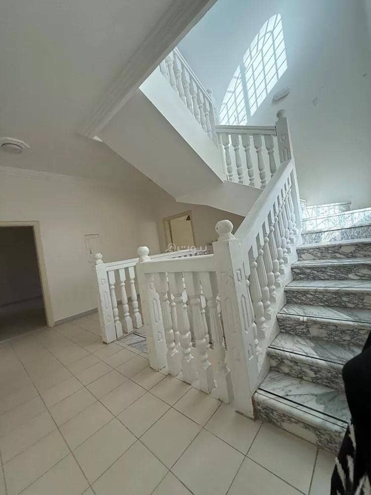 5 bedroom villa in At Taawon, Riyadh 9